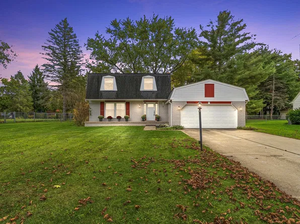 5325 Lamp Lighter Ln, Flushing, MI 48433