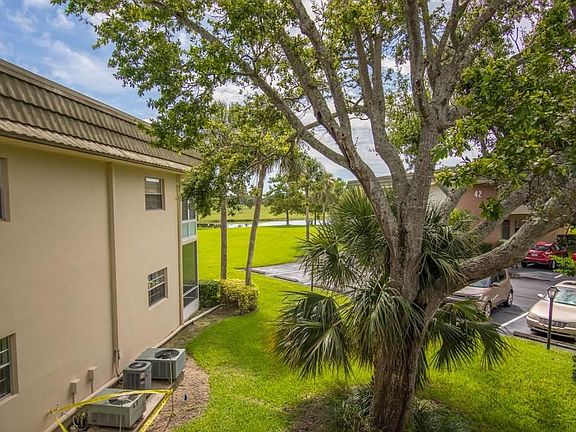 3rd image of 41 Vista Gardens Trl APT 206