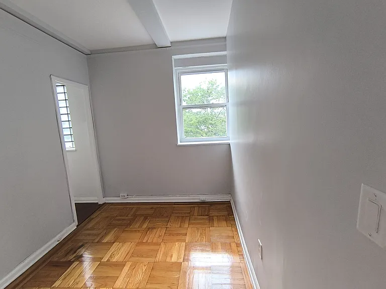 909 Park Ave #421E — Photo 10