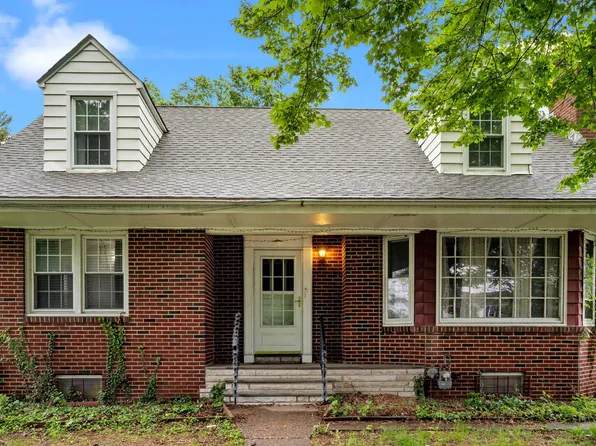 6717 Radcliffe St, Bristol, PA 19007