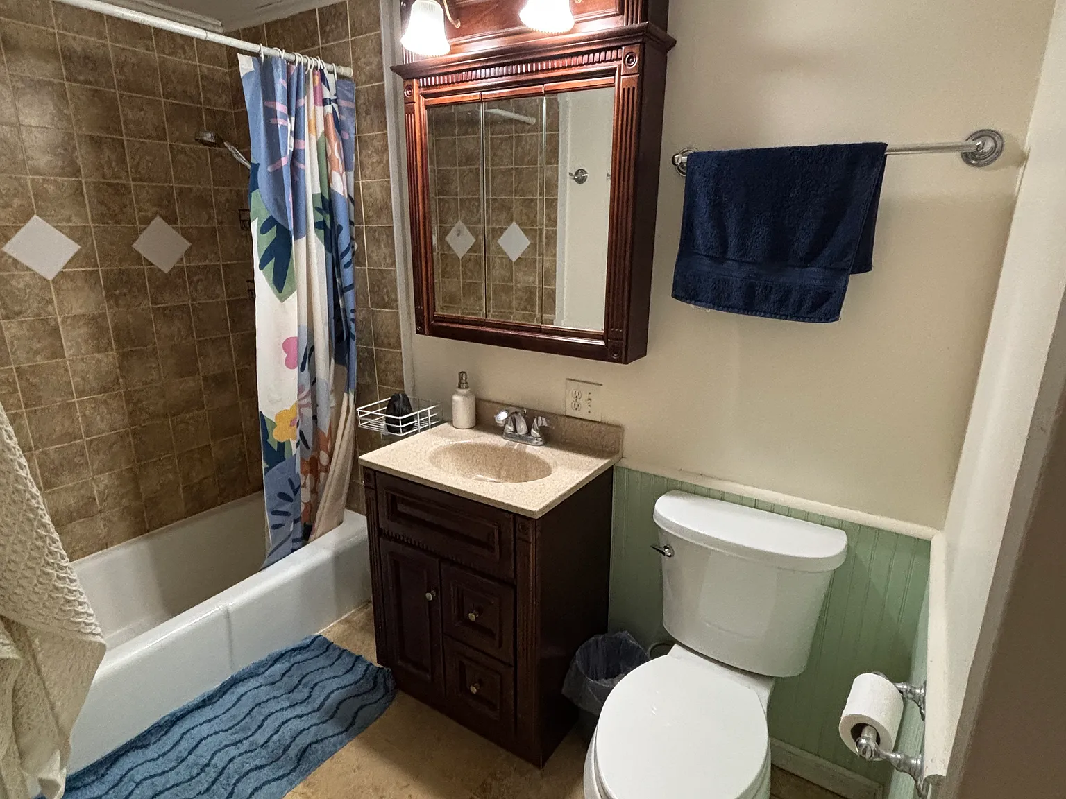 2 bed, $1,425 — Photo 2