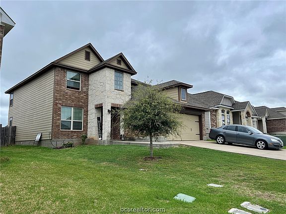 2nd image of 2006 Polmont Dr