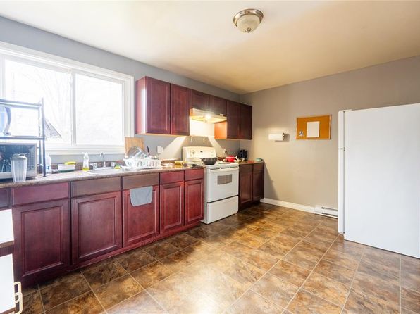 36 Burrage Avenue, Mount Pearl, NL A1N1V1