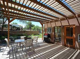 4 Cave Rd, Madrid, NM 87010