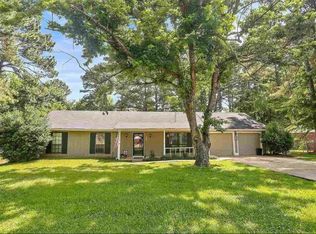 301 Shenandoah Rd N, Brandon, MS 39047