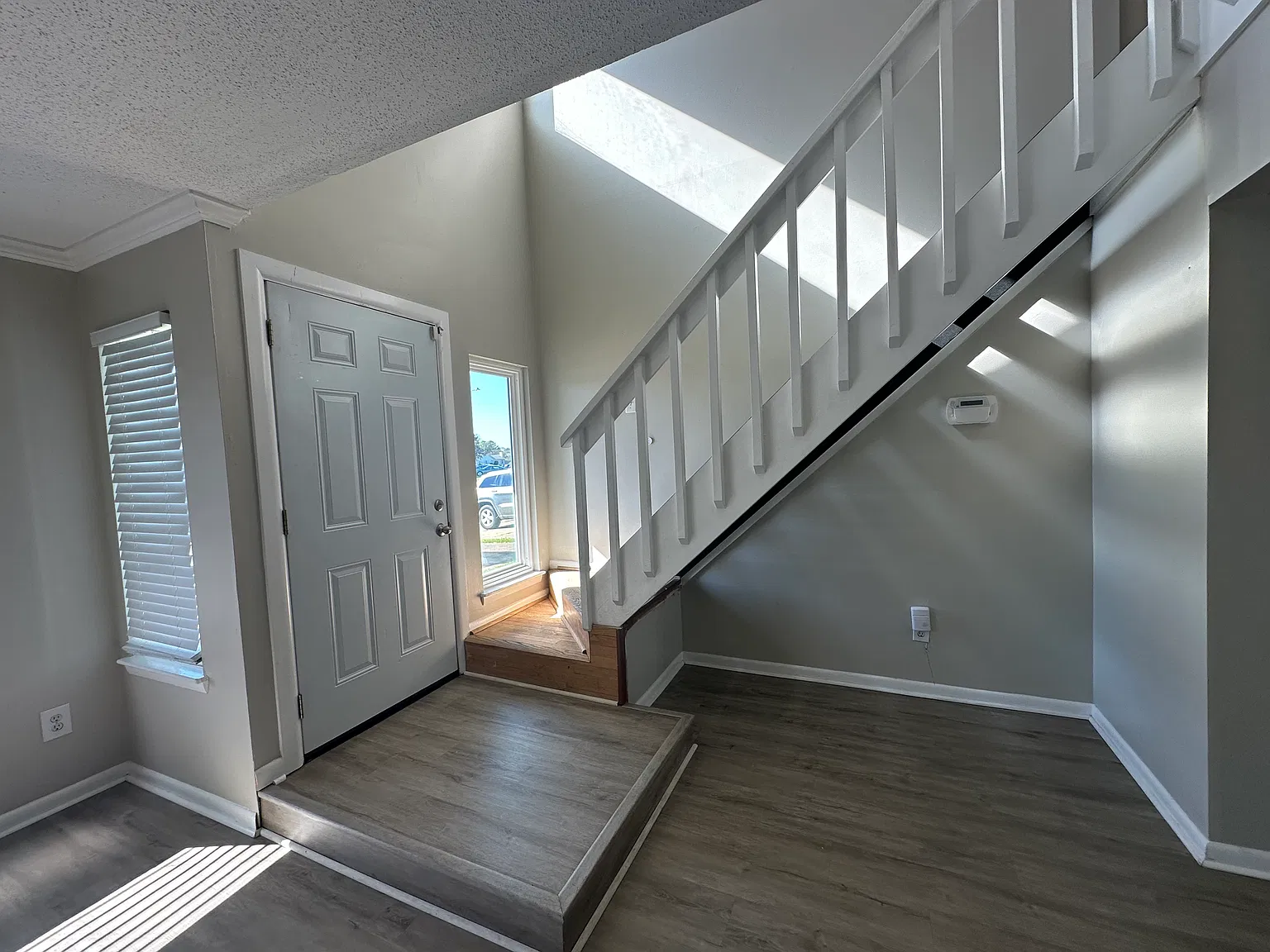 2 bed, 1541 sqft, $1,995 — Photo 2