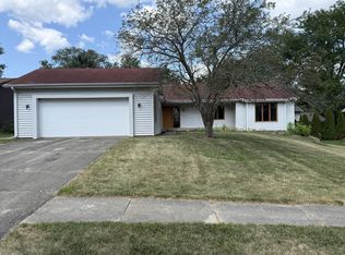 2902 Hanford Dr, Rockford, IL 61114