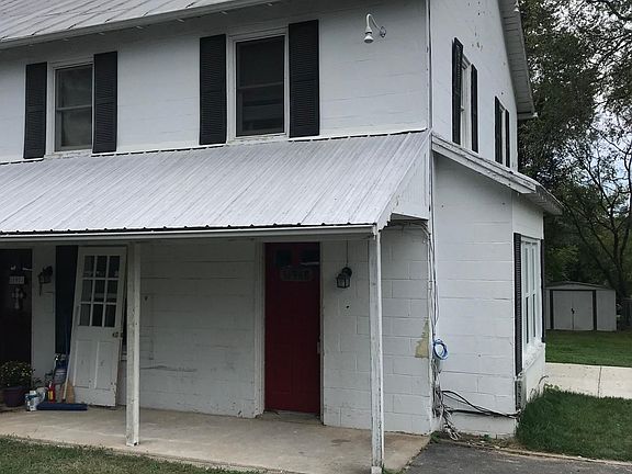 2nd image of 11968 Hooker Ln