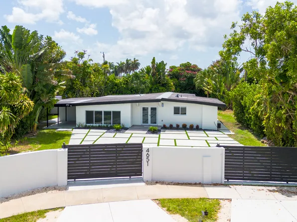 4651 SW 97th Ct, Miami, FL 33165