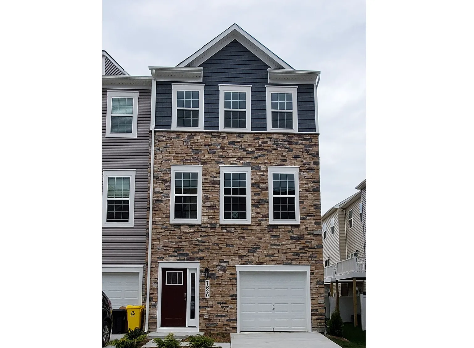 7820 Amalfi Ln photo 1