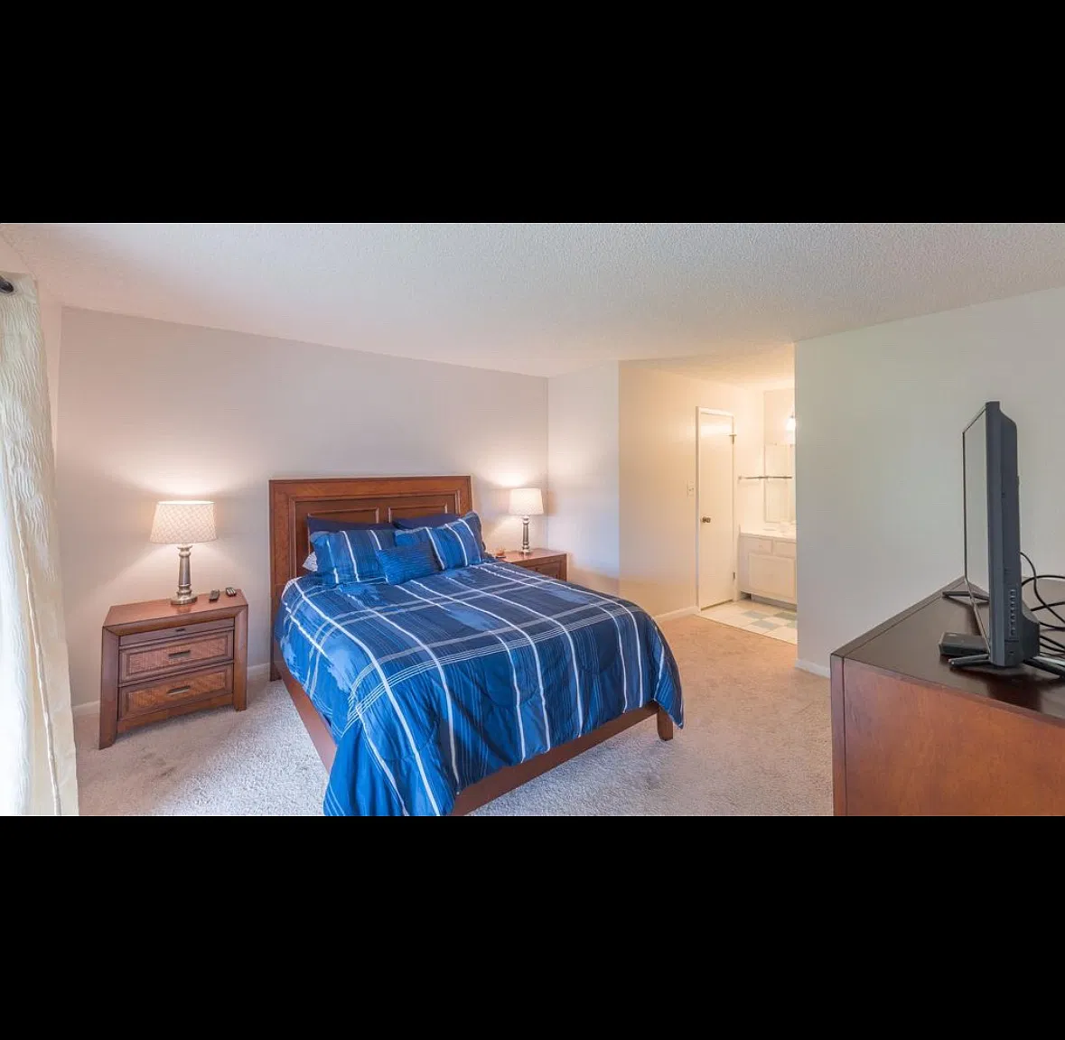 2 bed, 1030 sqft, $1,950 — Photo 4