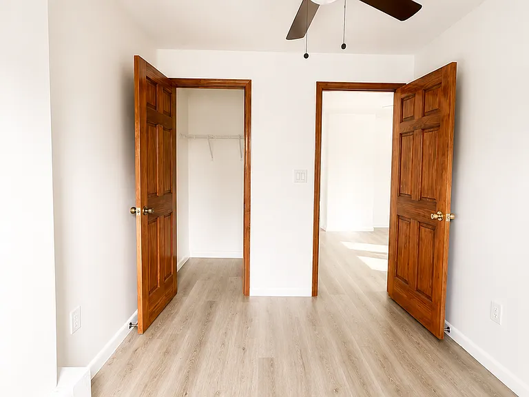 36 Butler Pl #UPPER FLOOR 2ND — Photo 11