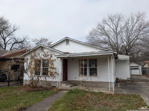 2105 Pasadena, San Antonio, TX 78201