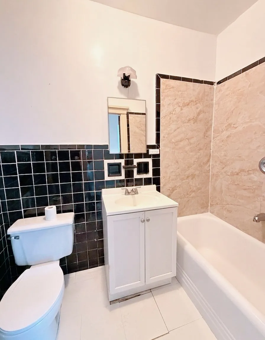 6027 Myrtle Ave — Photo 4