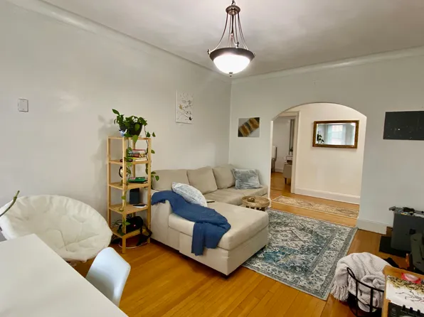 8 Chiswick Rd APT 21, Brighton, MA 02135