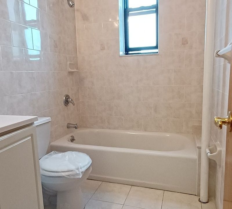 2nd image of 2202 64th St #E6