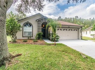6106 Chalon Ct, Lutz, FL 33558