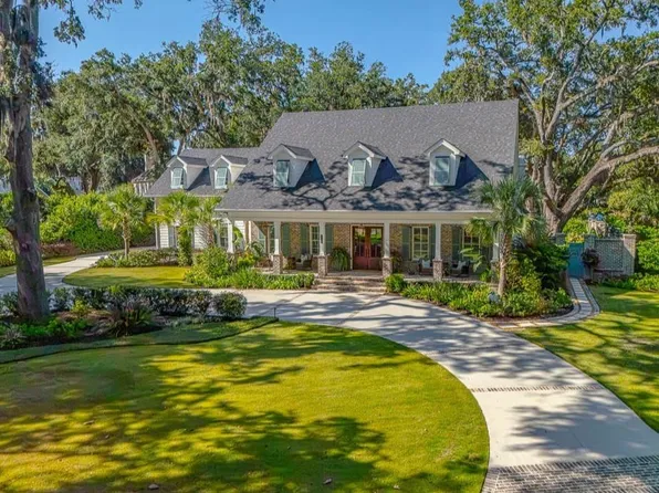188 Merion St, Saint Simons Island, GA 31522