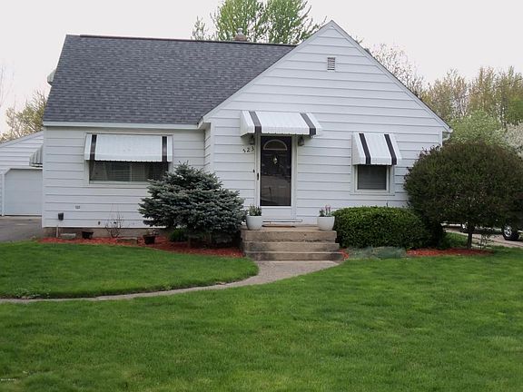 2nd image of 523 Lankamp St NW
