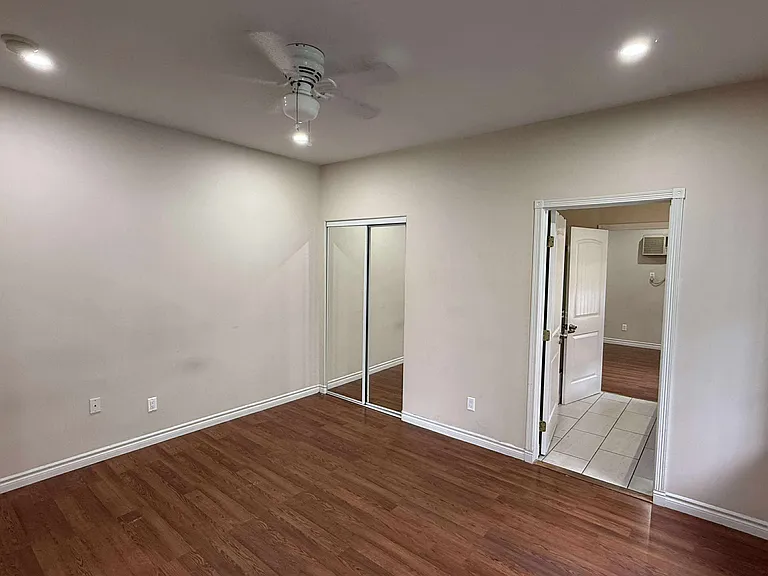 1234 W 37th Dr — Photo 8