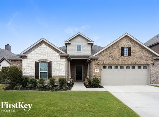 317 Strait Ln, Waxahachie, TX 75165