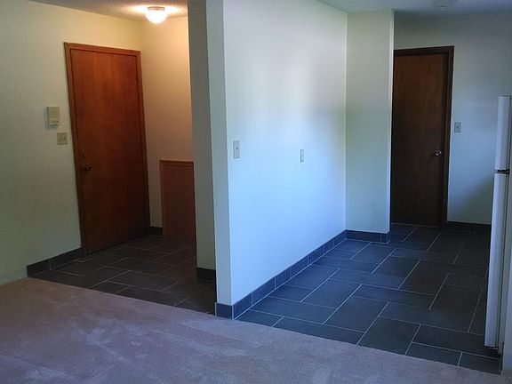 5th image of 1634 Eustis St #B06