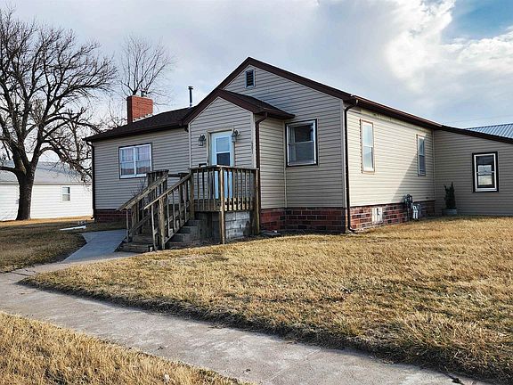 2nd image of 601 6th St