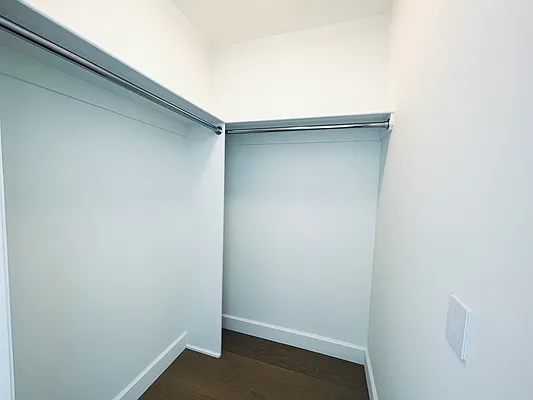 Rented by Luxian International Realty LLC | media 45