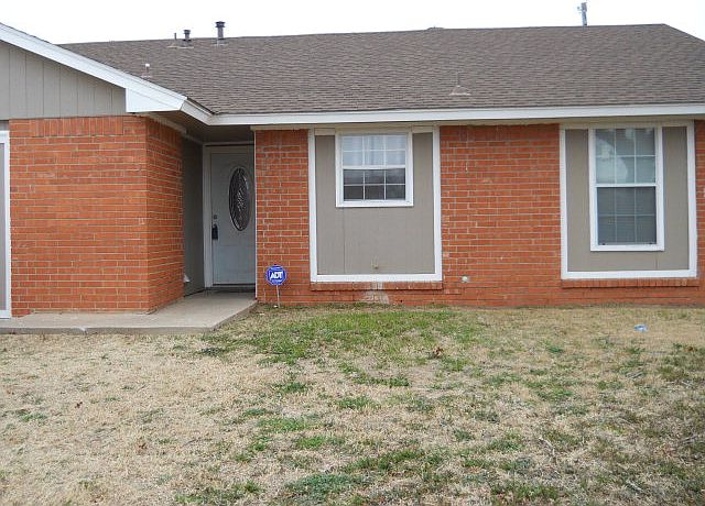 1st image of 508 S Bentwood Dr