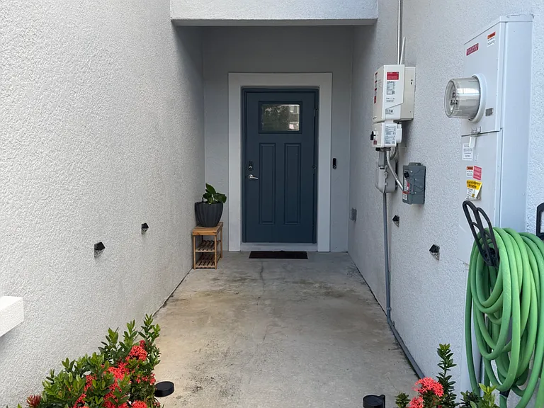 8327 Corner Pine Way — Photo 3