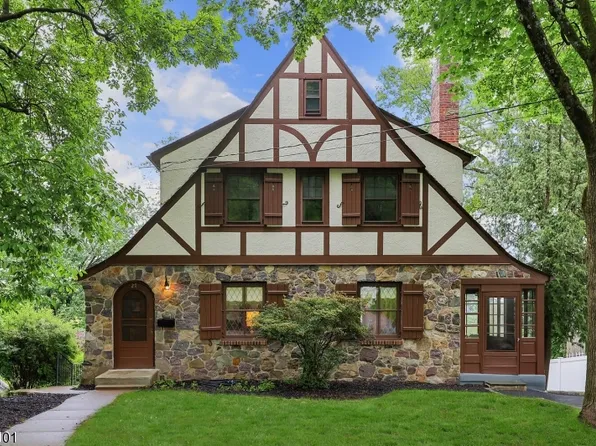 27 Sherman Pl, Morristown Town, NJ 07960