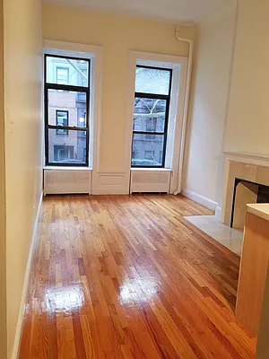 Rented by Apartments by Us | media 19