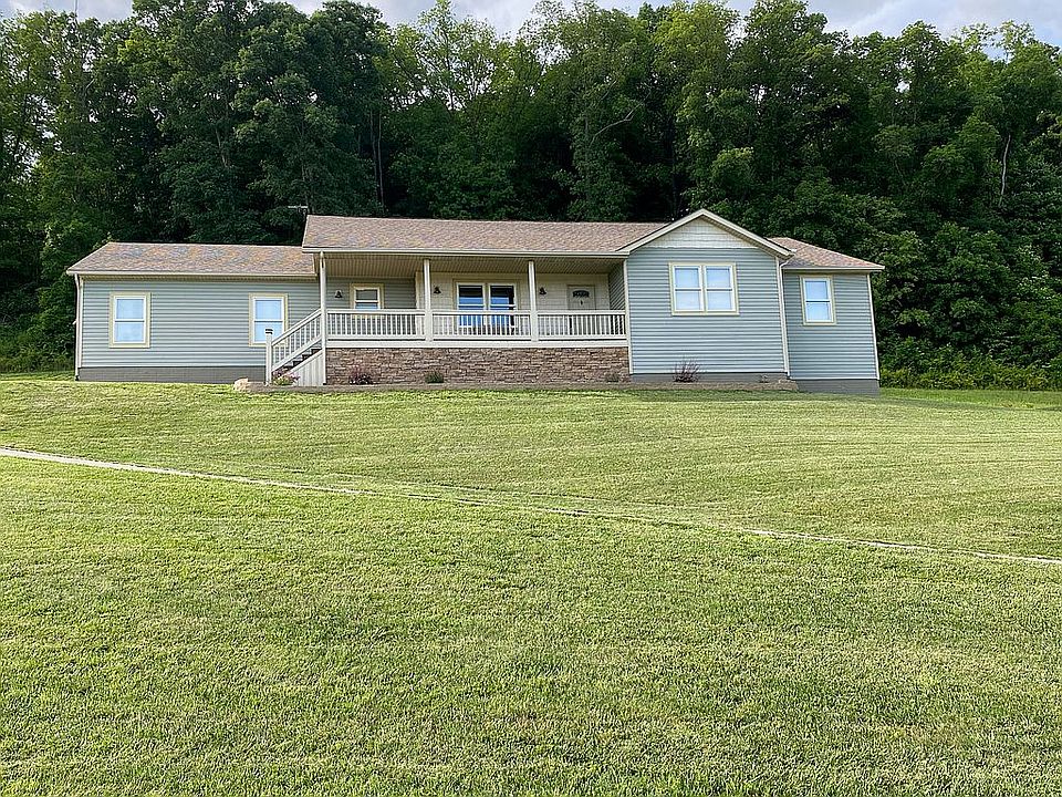 1st image of 590 Eric Dr