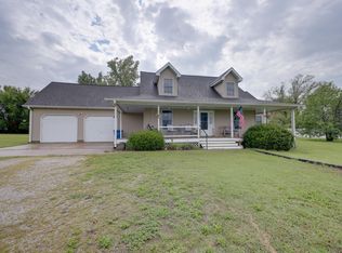 232 E Cemetery Rd, Granby, MO 64844