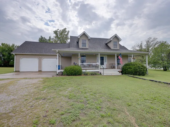 232 E Cemetery Rd, Granby, MO 64844