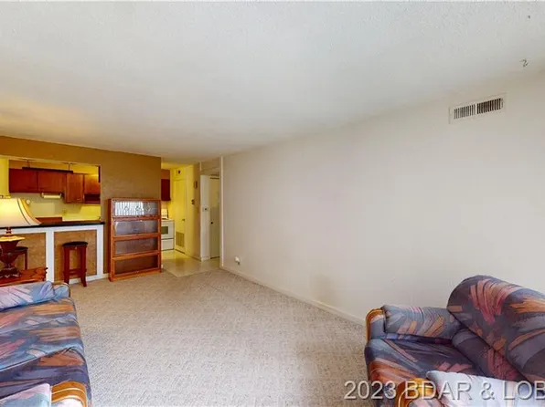 1098 Passover Rd #206A, Osage Beach, MO 65065