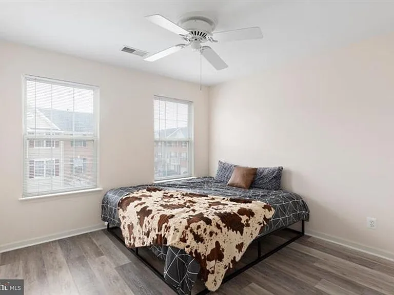 13340 Colchester Ferry Pl — Photo 26