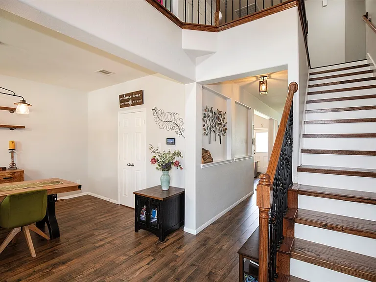 2110 Stonehollow Ct — Photo 5