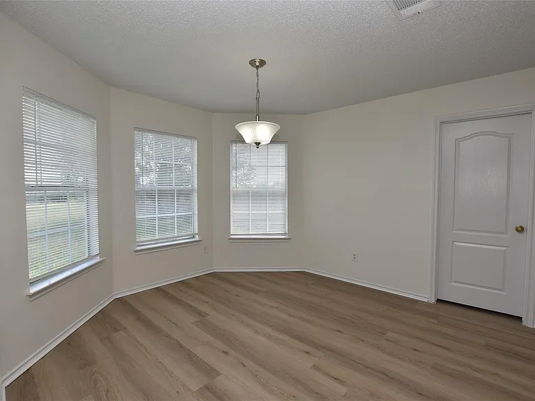 17701 Dansworth Dr — Photo 7