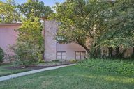 Griggsview Ct-S2608-001.jpg