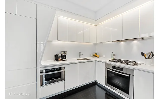 Rented by Douglas Elliman | media 3