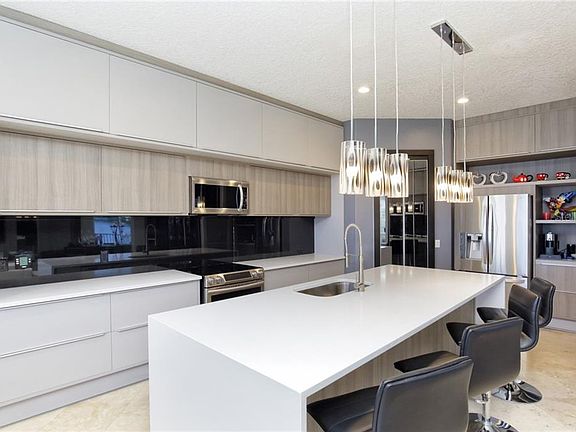 5th image of 8515 Saint Marino Blvd