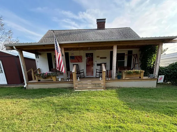 808 E Depot St, Marion, KY 42064