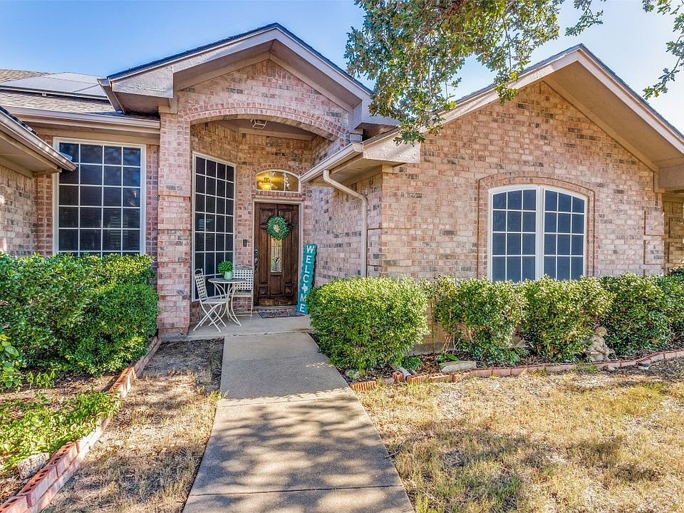 1261 Cross Creek Dr, Kennedale, TX 76060 Zillow