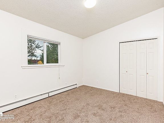 Bedroom 2 20170912-DW-1616-SMALL