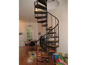 Rented by ZealEstate Group Inc