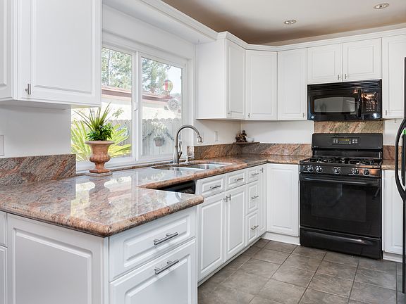 2nd image of 2287 Shady Hills Dr