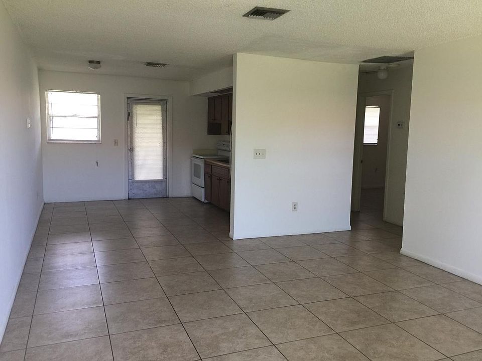 1st image of 4681 Myrtle Ln