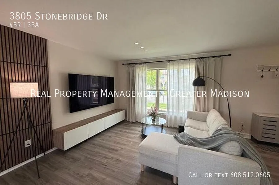 Spacious 4BR Home in Desirable Heather Glen Neighborhood — Photo 2