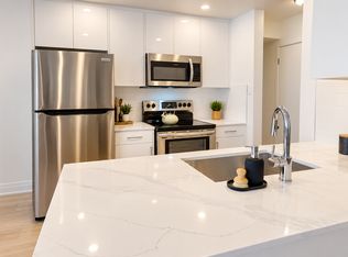 100 Main St E #41B, Hamilton, ON L8N3W4